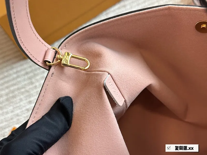 All Categories Official Website "Brand Women's Bags" Women's Bags 💙 LV 2025 New LV Bucket Bag