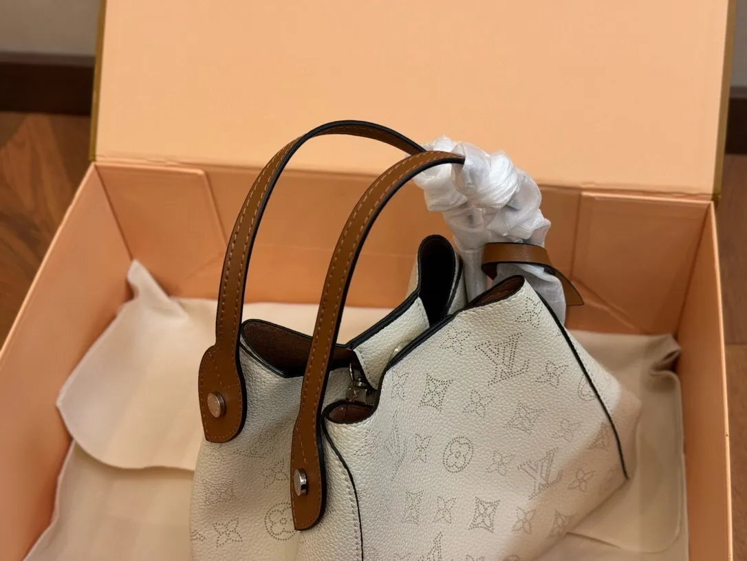 All Categories Official Website "Brand Women's Bags" Women's Bags 💙 LV 2024 Official Website New LV Bucket Bag