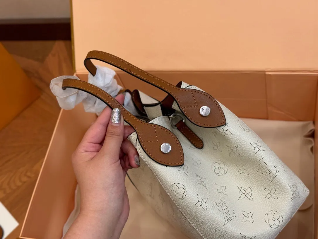All Categories Official Website "Brand Women's Bags" Women's Bags 💙 LV 2024 Official Website New LV Bucket Bag