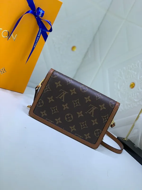 All Categories Official Website "Brand Women's Bags" Women's Bags 💙 LV 2023 New LV Crossbody Bag Wholesale