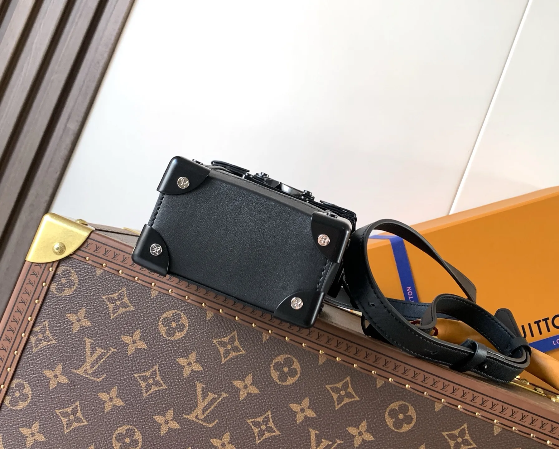 All Categories Official Website "Brand Women's Bags" Women's Bags 💙 LV 2026 New LV Crossbody Bag