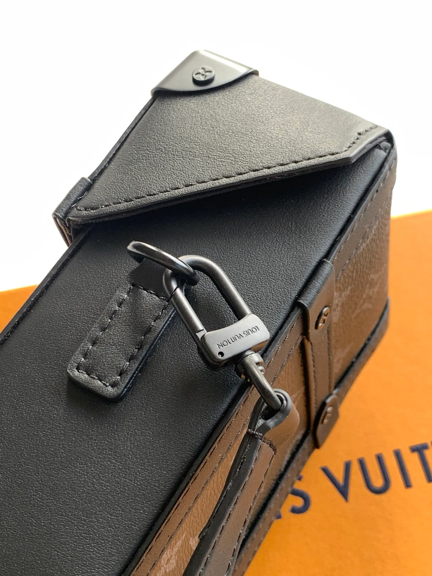 All Categories Official Website "Brand Women's Bags" Women's Bags 💙 LV 2026 New LV Crossbody Bag
