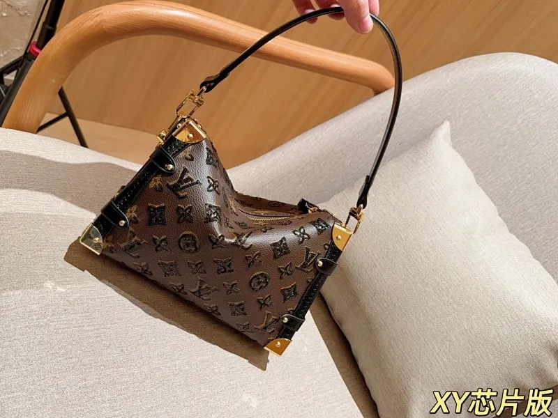 All categories Official website "Brand Women's Bags" Women's Bags 💙 LV 2025 new LV armpit bag