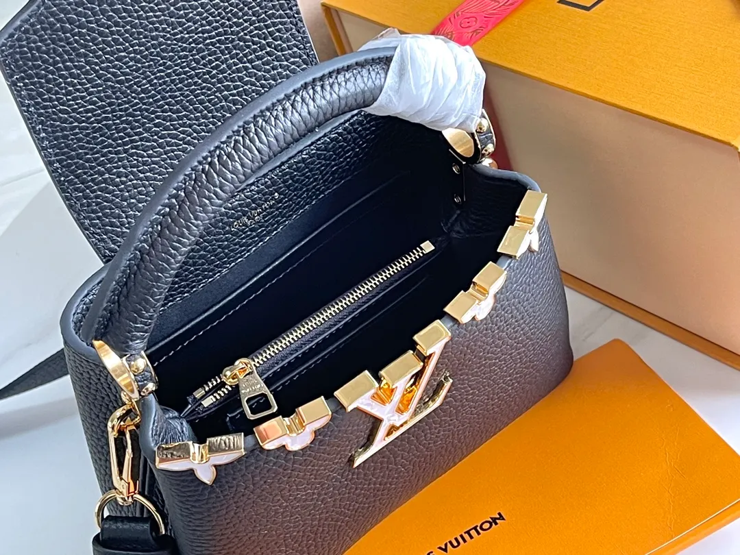 All Categories 💚 Authentic Grade Bags 💚 LV 2026 New LV Top Replica Crossbody Shoulder Bag