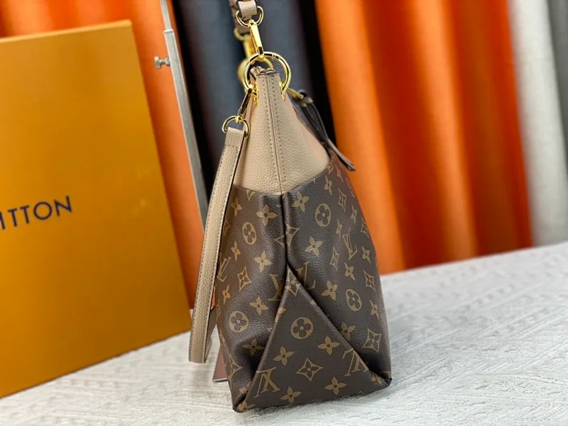 All Categories Official Website "Brand Women's Bags" Women's Bags 💙 LV 2023 New LV Crossbody Bag