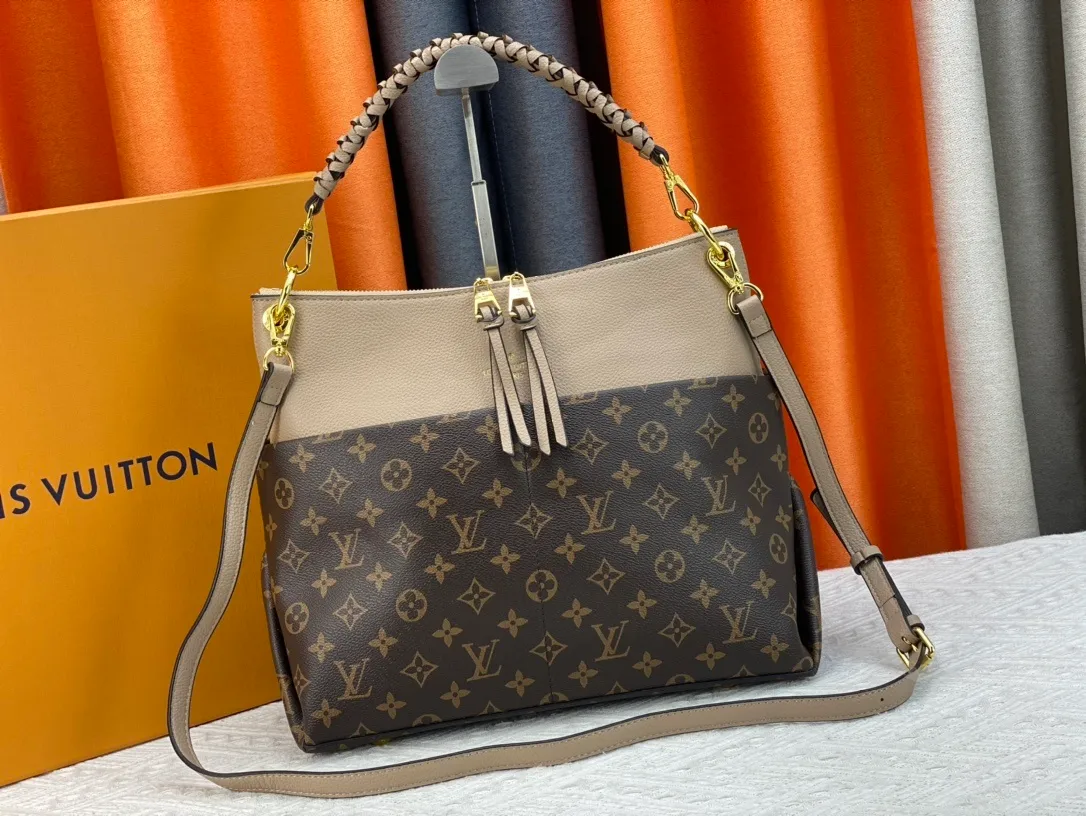 All Categories Official Website "Brand Women's Bags" Women's Bags 💙 LV 2023 New LV Crossbody Bag