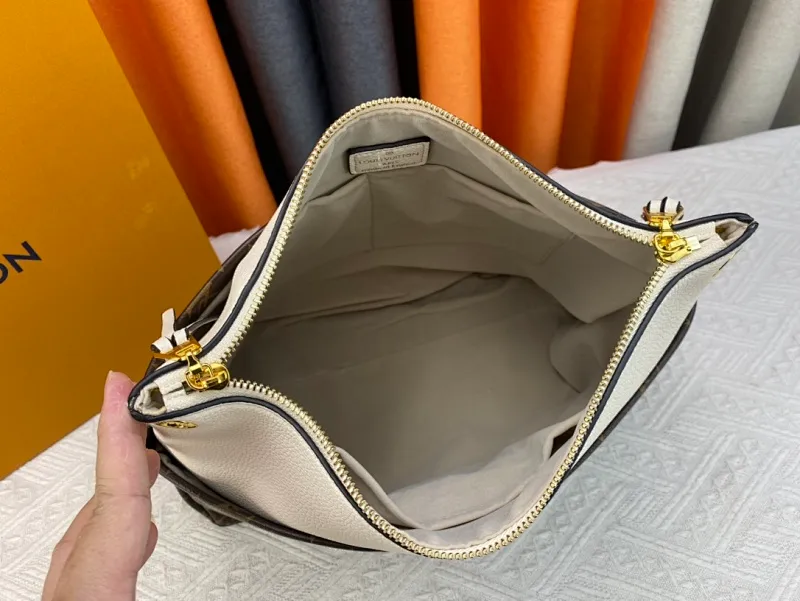 All Categories Official Website "Brand Women's Bags" Women's Bags 💙 LV 2023 New LV Crossbody Bag