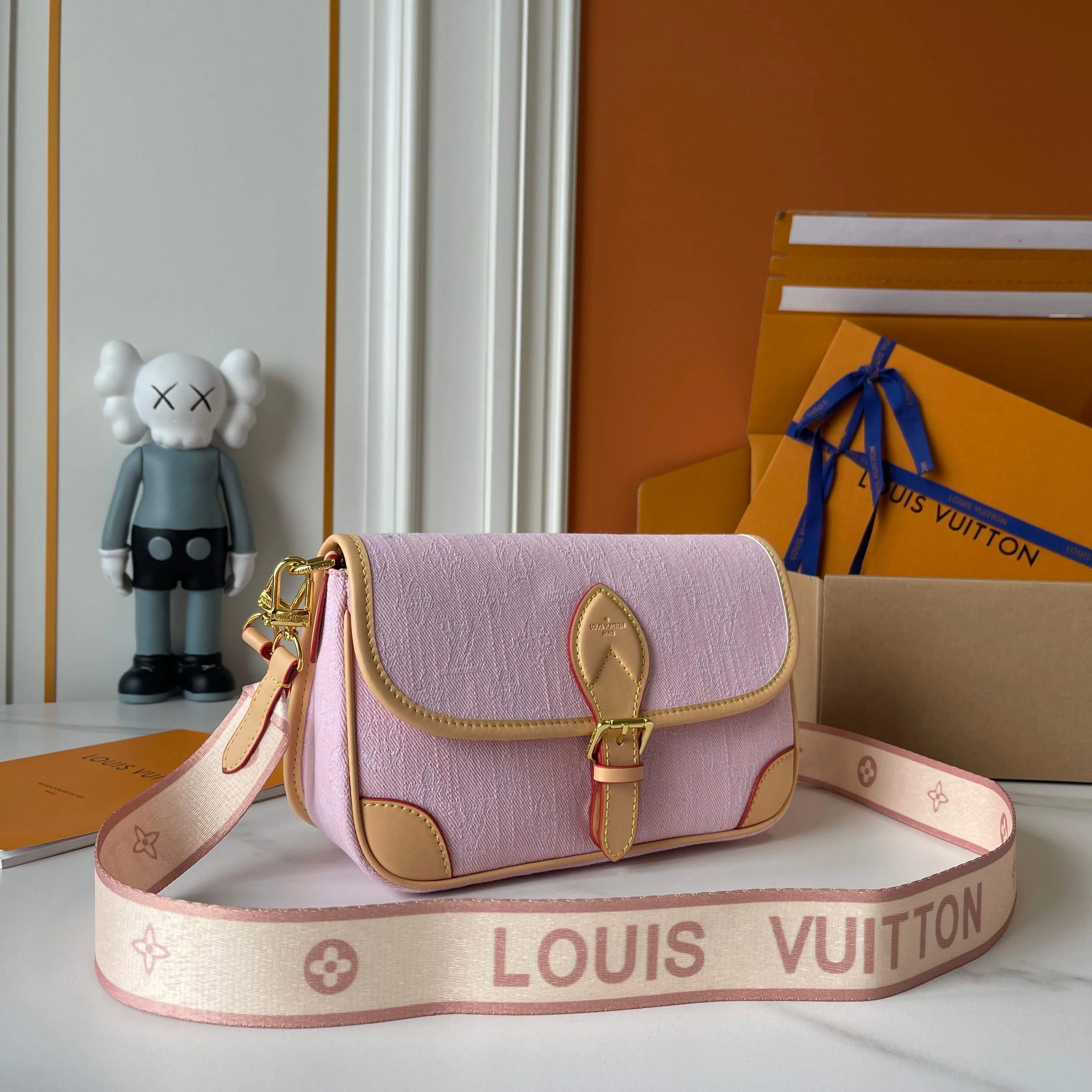 All Categories Official Website "Brand Women's Bags" Women's Bags 💙 LV 2025 New LV Crossbody Bag