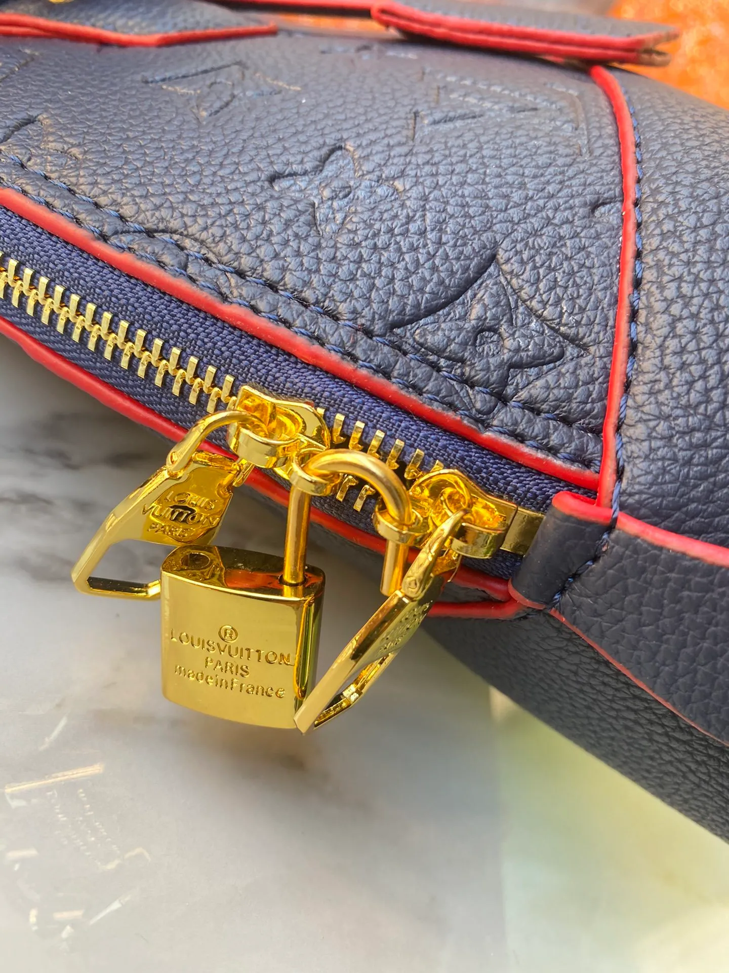 All categories Official website "Brand Women's Bags" Women's Bags 💙 LV 2022 official new LV handbag wholesale 58001800 High quality Size: 25-18-12 CM