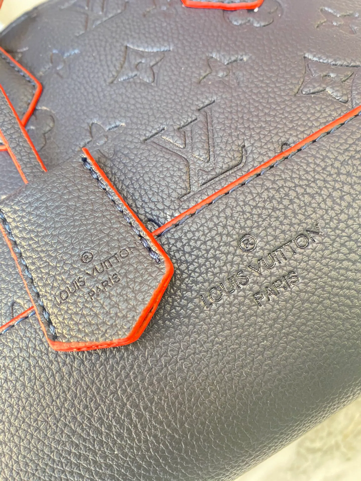 All categories Official website "Brand Women's Bags" Women's Bags 💙 LV 2022 official new LV handbag wholesale 58001800 High quality Size: 25-18-12 CM