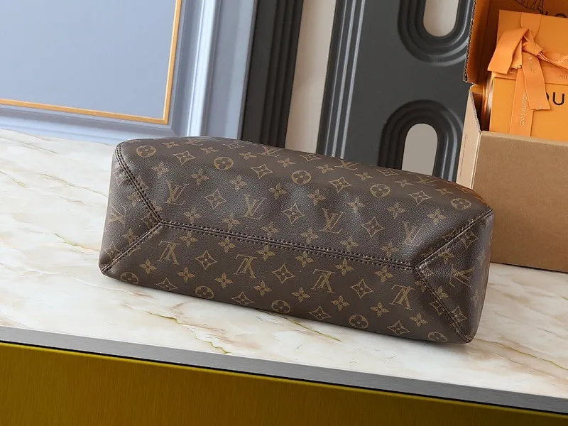 All categories Official website "Brand Women's Bags" Women's Bags 💙 LV 2025 new LV armpit bag