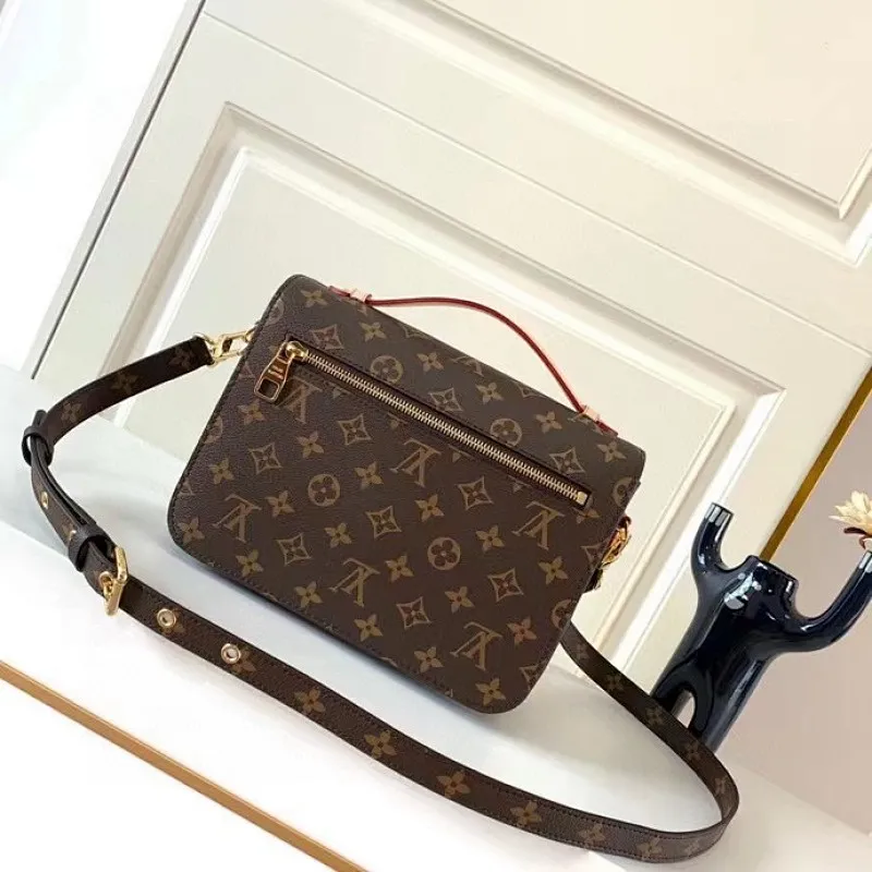 All categories Official website "Brand Women's Bags" Women's Bags 💙 LV fine imitation LV, high imitation LV bags, LV crossbody bags, 2023 official latest version LV messenger bag, LV bag factory, recommended bags, size: 25-17CM