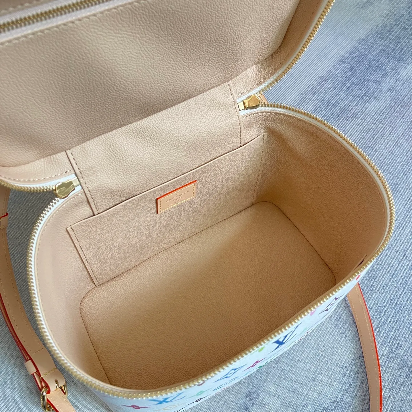 All Categories Official Website "Brand Women's Bags" Women's Bags 💙 LV 2026 New LV Crossbody Bag