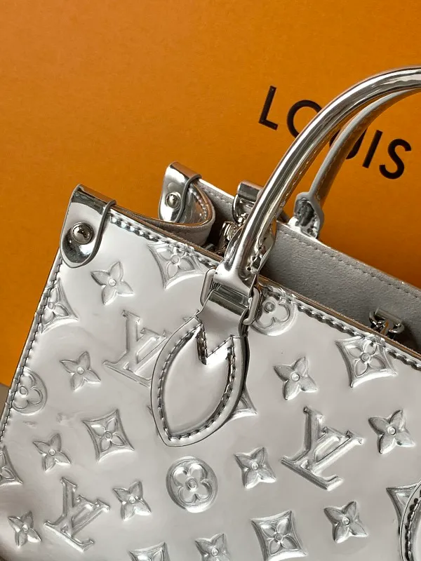 All categories Official website "Brand Women's Bags" Women's Bags 💙 LV 2026 new LV hand-held crossbody bag