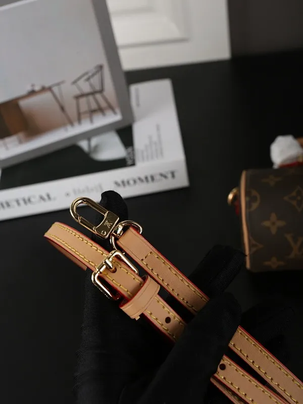 All Categories Official Website "Brand Women's Bags" Women's Bags 💙 LV 2025 New LV Crossbody Bag