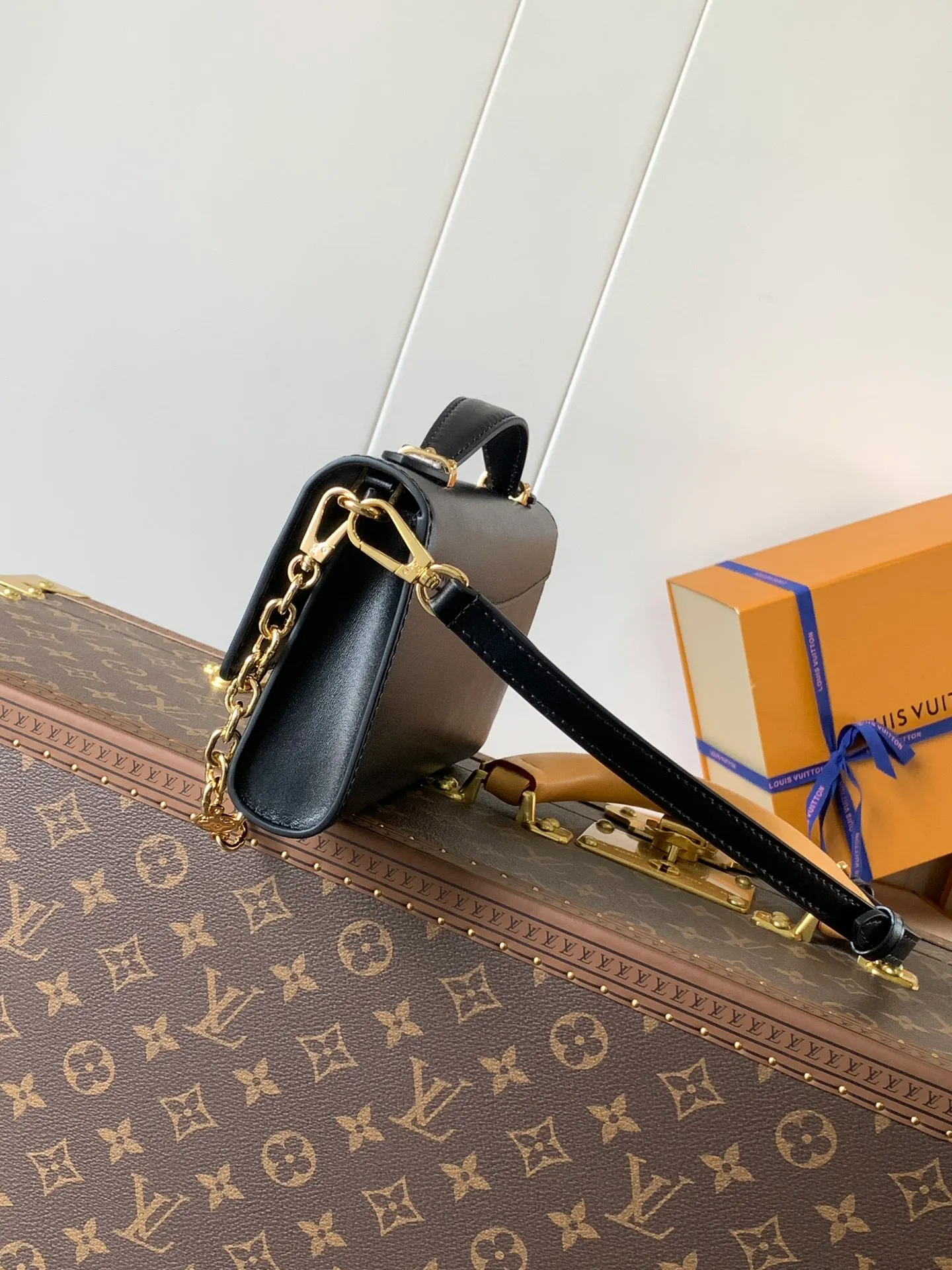 All Categories Official Website "Brand Women's Bags" Women's Bags 💙 LV 2026 New LV Crossbody Bag