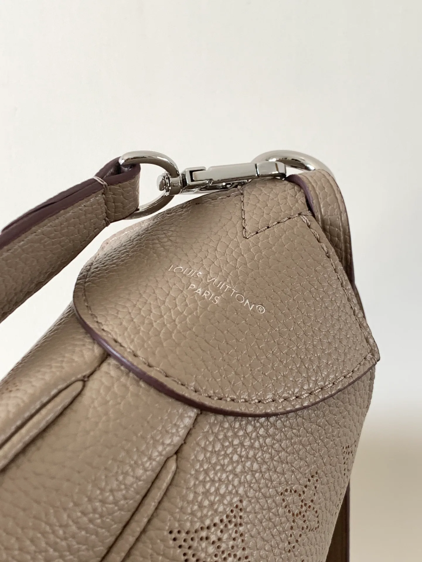 All Categories Official Website "Brand Women's Bags" Women's Bags 💙 LV 2026 New LV Crossbody Bag