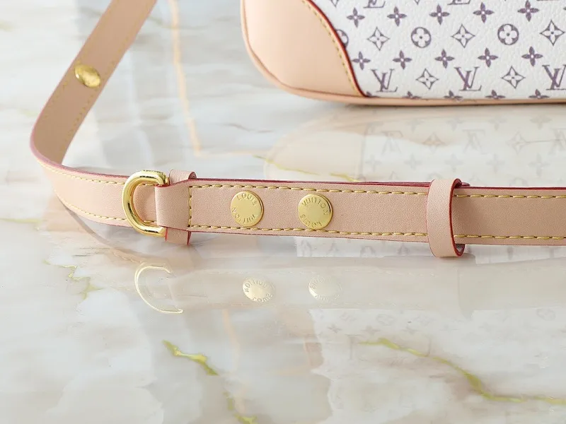All Categories Official Website "Brand Women's Bags" Women's Bags 💙 LV 2025 New LV Crossbody Bag
