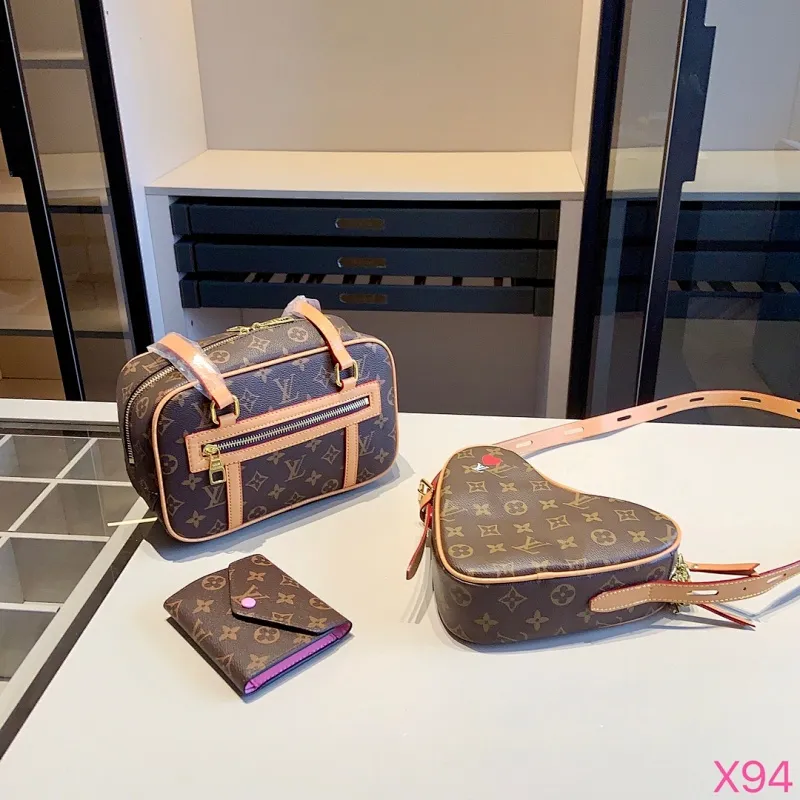 All categories Official website "Three-piece bag set" Three-piece set💖 LV 2023 new LV bag three-piece set wholesale