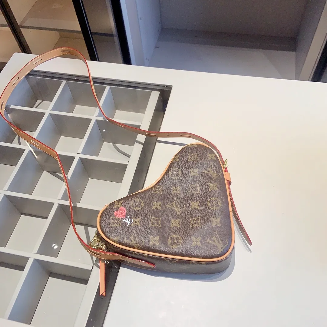 All categories Official website "Three-piece bag set" Three-piece set💖 LV 2023 new LV bag three-piece set wholesale
