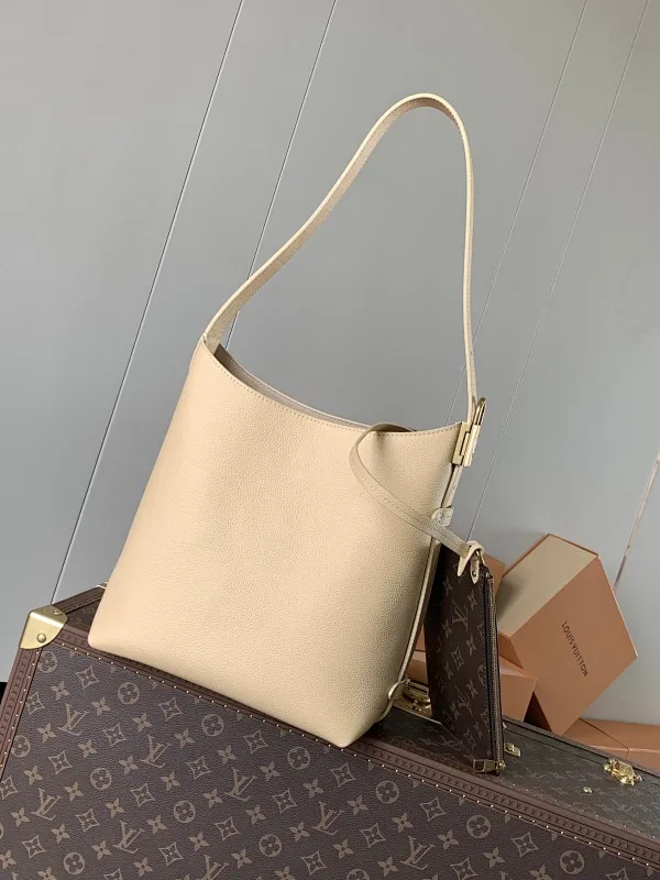 All Categories Official Website "Brand Women's Bags" Women's Bags 💙 LV 2025 New LV Crossbody Bag