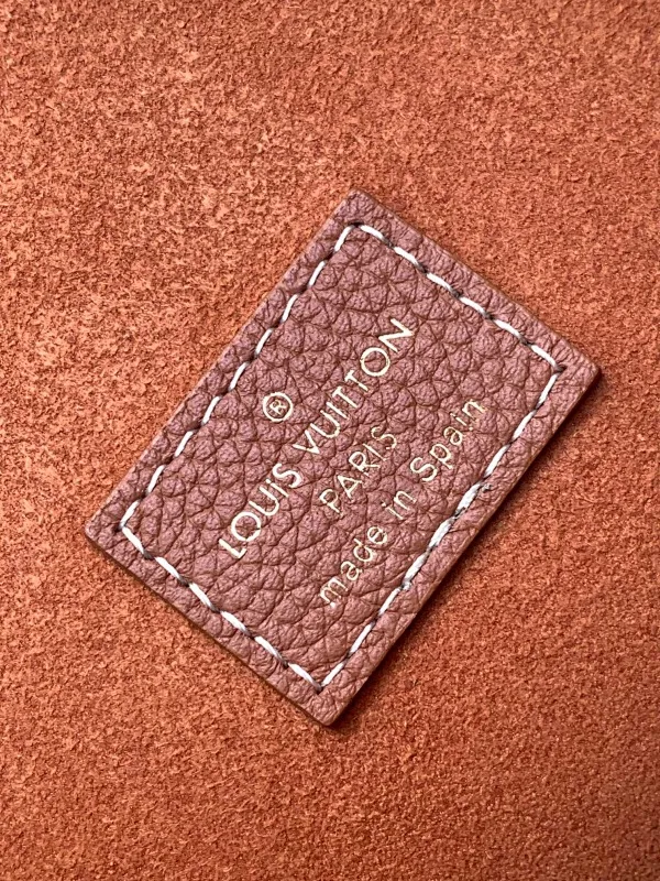 All Categories Official Website "Brand Women's Bags" Women's Bags 💙 LV 2025 New LV Crossbody Bag
