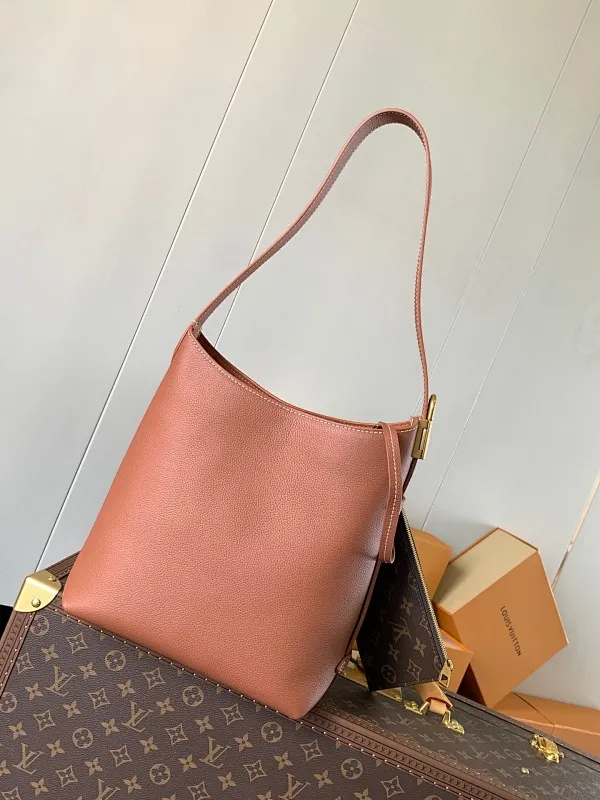 All Categories Official Website "Brand Women's Bags" Women's Bags 💙 LV 2025 New LV Crossbody Bag