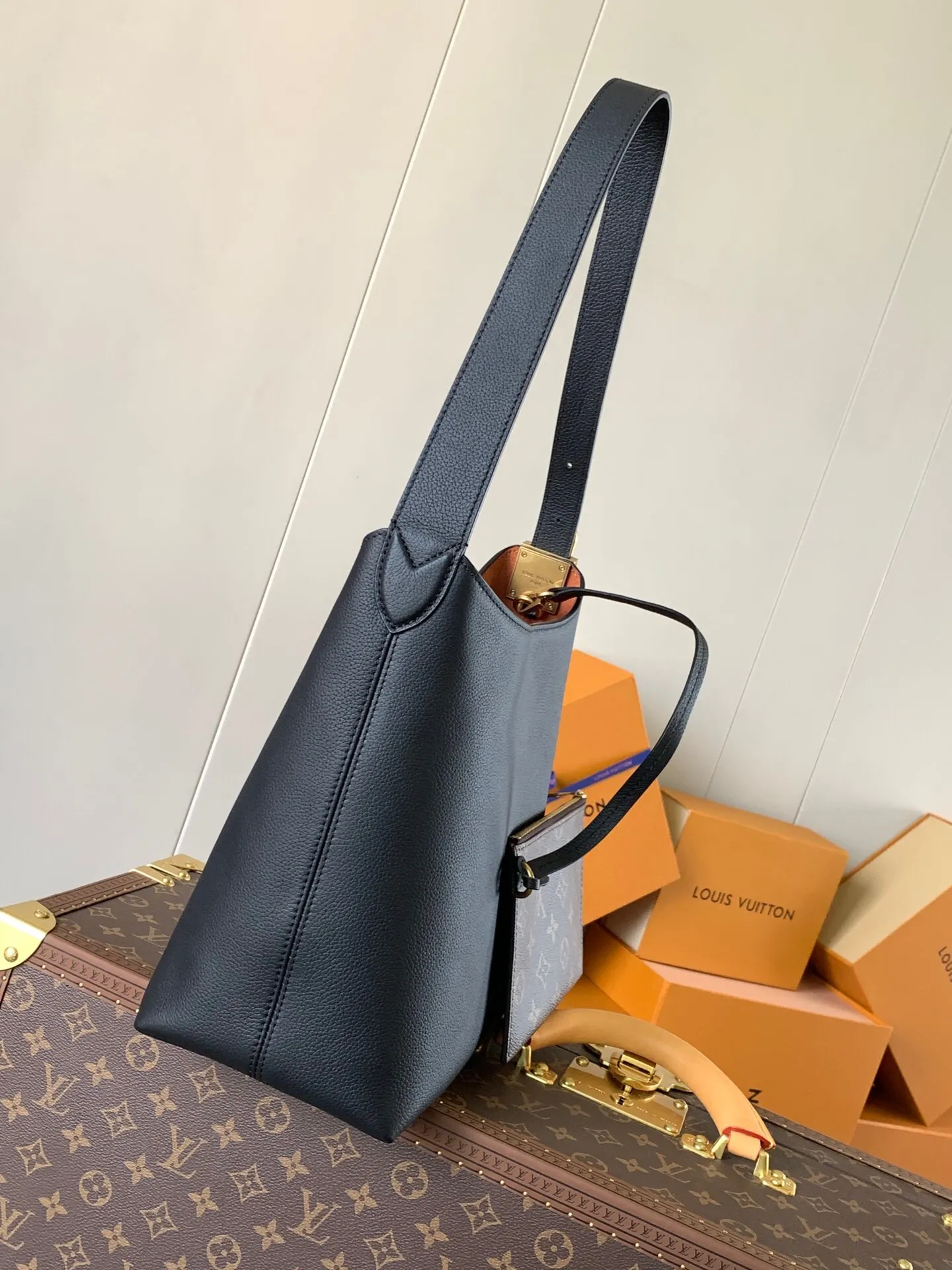 All Categories Official Website "Brand Women's Bags" Women's Bags 💙 LV 2025 New LV Crossbody Bag