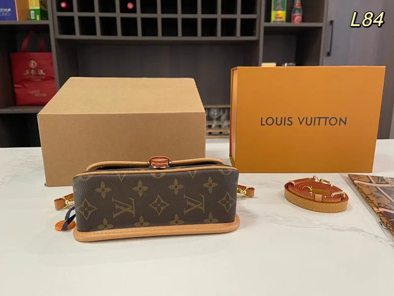 All Categories Official Website "Brand Women's Bags" Women's Bags 💙 LV 2024 New LV Crossbody Bag