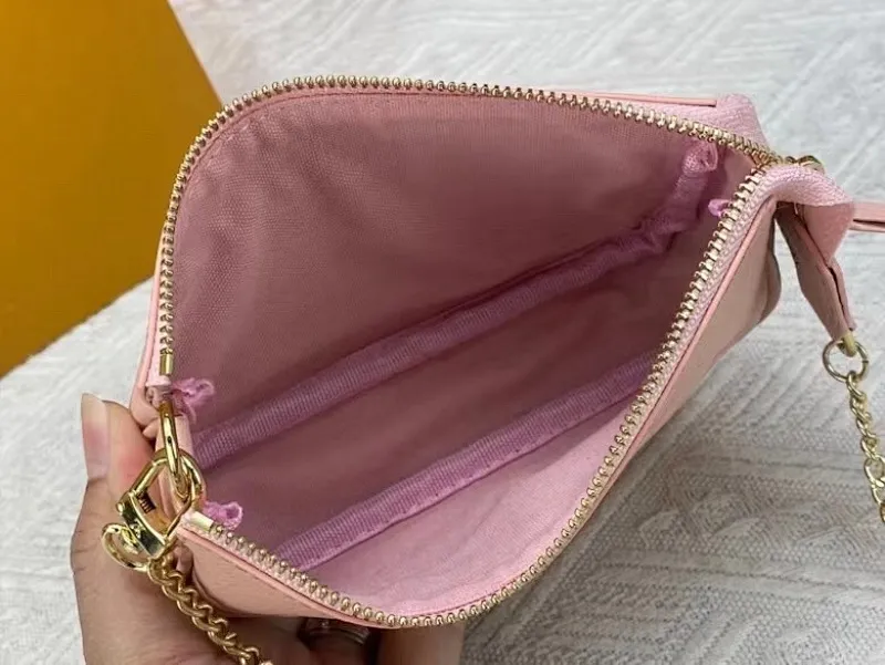 All Categories Official Website "Brand Women's Bags" Women's Bags 💙 LV 2025 New LV Crossbody Bag