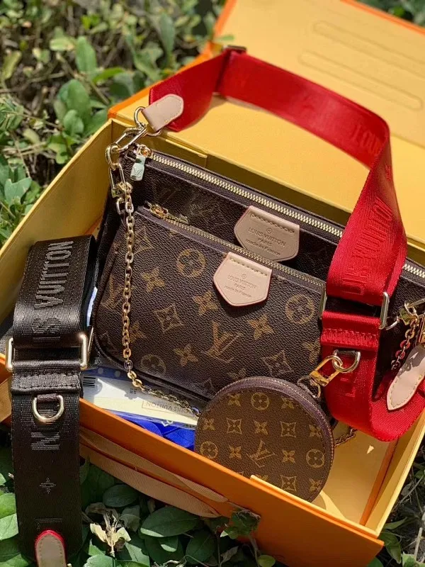 All categories Official website "Brand Women's Bags" Women's Bags 💙 LV fine imitation LV, high imitation LV bags, LV crossbody bags, 2023 official latest version LV crossbody bag three-piece set, LV bag factory, bag recommendations, size: 24-13-4.5 19.5-11-4 9.5-2CM