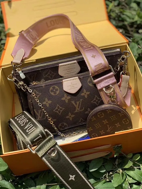 All categories Official website "Brand Women's Bags" Women's Bags 💙 LV fine imitation LV, high imitation LV bags, LV crossbody bags, 2023 official latest version LV crossbody bag three-piece set, LV bag factory, bag recommendations, size: 24-13-4.5 19.5-11-4 9.5-2CM