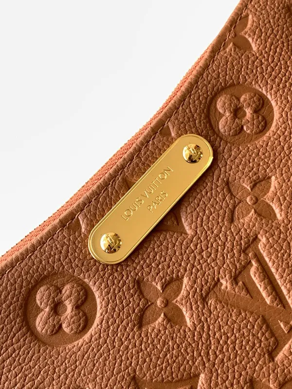 All Categories Official Website "Brand Women's Bags" Women's Bags 💙 LV 2025 New LV Crossbody Bag