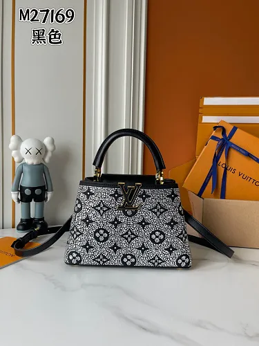 All Categories Official Website "Brand Women's Bags" Women's Bags 💙 LV LV 2026 New Crossbody Shoulder Bag