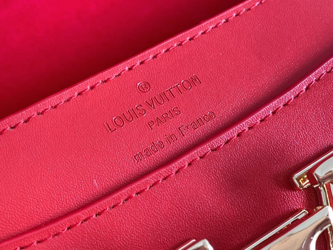 All Categories Official Website "Brand Women's Bags" Women's Bags 💙 LV 2026 New LV Crossbody Bag