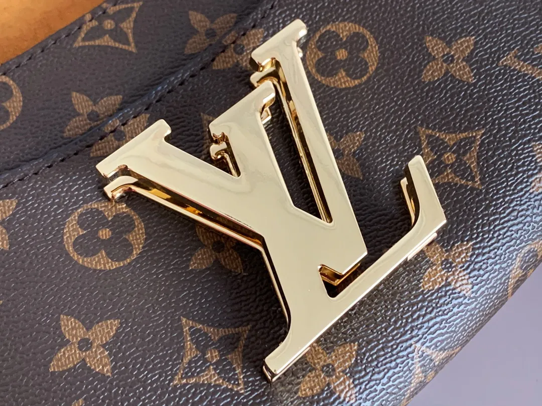 All Categories Official Website "Brand Women's Bags" Women's Bags 💙 LV 2026 New LV Crossbody Bag