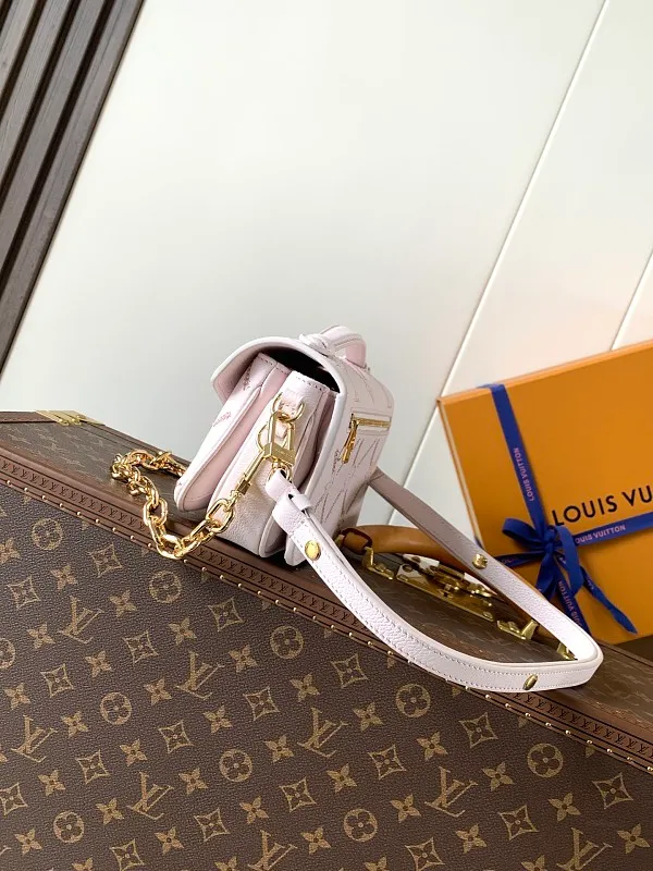 All Categories Official Website "Brand Women's Bags" Women's Bags 💙 LV 2026 New LV Crossbody Bag