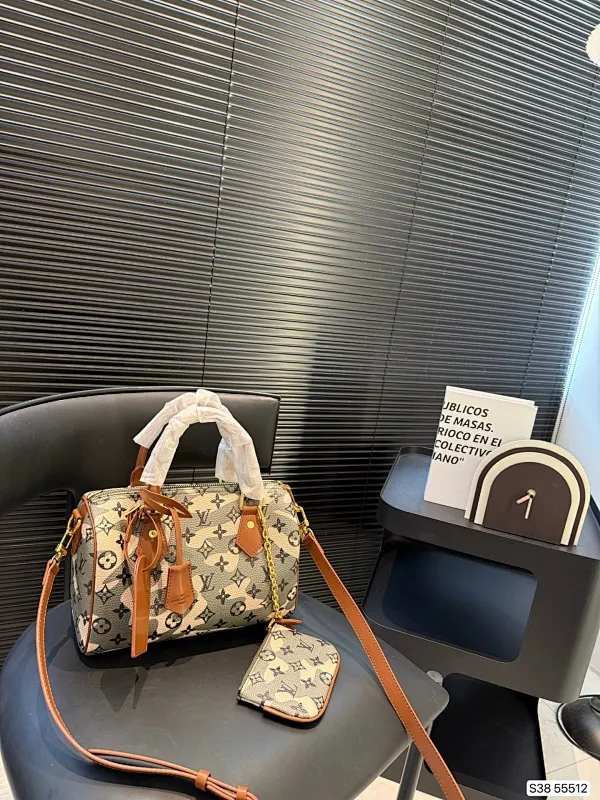 All Categories Official Website "Brand Women's Bags" Women's Bags 💙 LV 2025 New LV Crossbody Bag