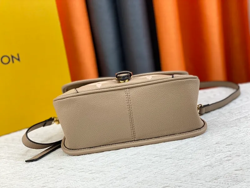 All Categories Official Website "Brand Women's Bags" Women's Bags 💙 LV 2023 New LV Crossbody Bag