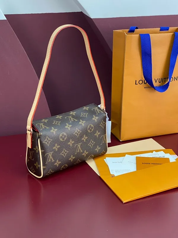 All categories Official website "Brand Women's Bags" Women's Bags 💙 LV 2025 new LV armpit bag