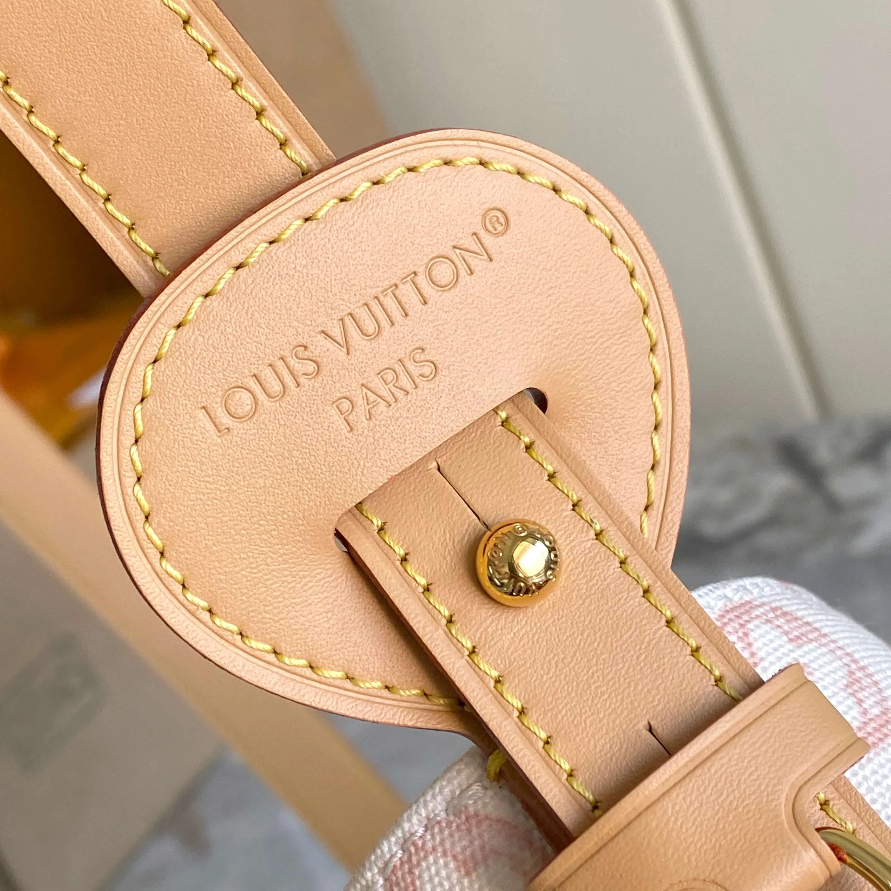 All Categories Official Website "Brand Women's Bags" Women's Bags 💙 LV LV 2026 New Crossbody Shoulder Bag