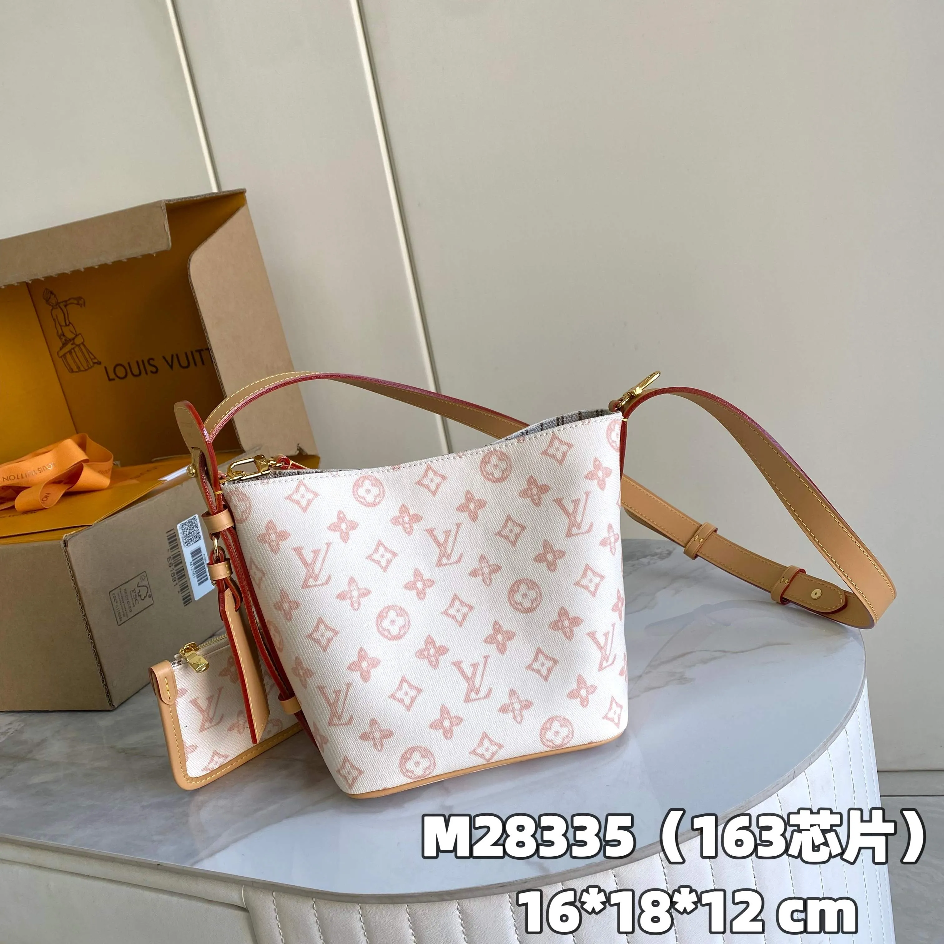 All Categories Official Website "Brand Women's Bags" Women's Bags 💙 LV LV 2026 New Crossbody Shoulder Bag