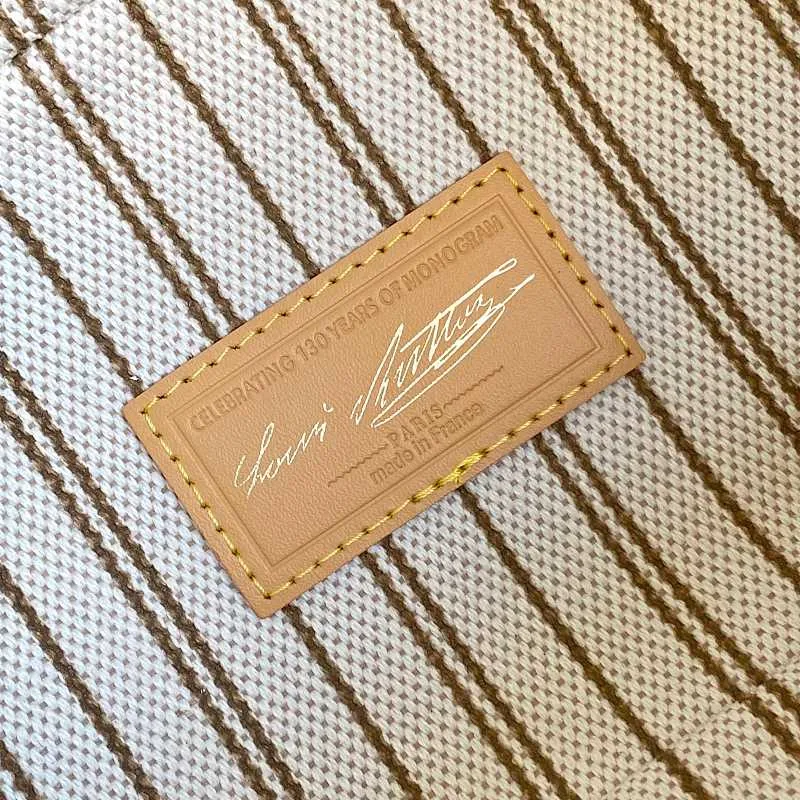 All Categories Official Website "Brand Women's Bags" Women's Bags 💙 LV LV 2026 New Crossbody Shoulder Bag