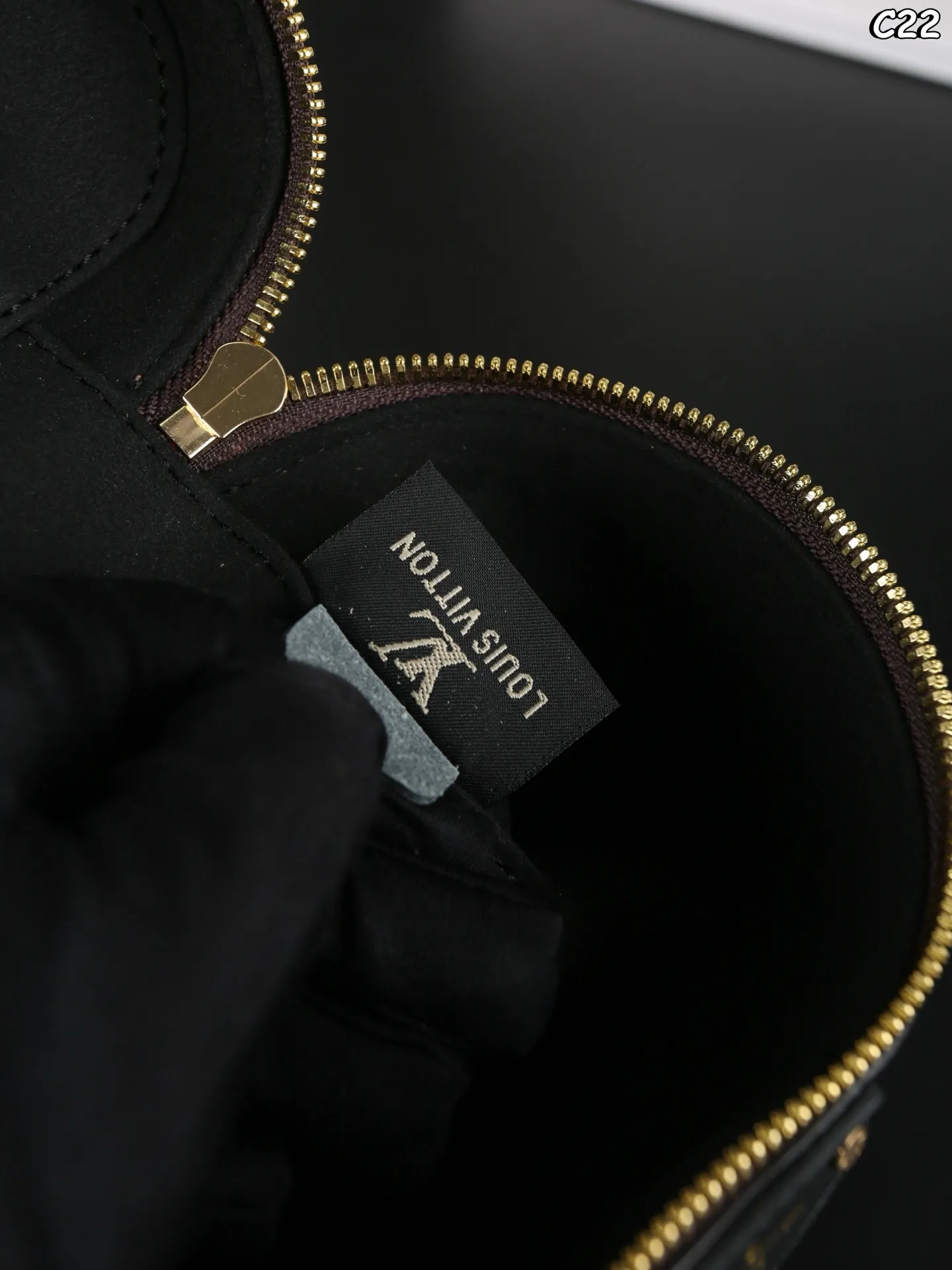 All Categories Official Website "Brand Women's Bags" Women's Bags 💙 LV 2025 New LV Crossbody Bag