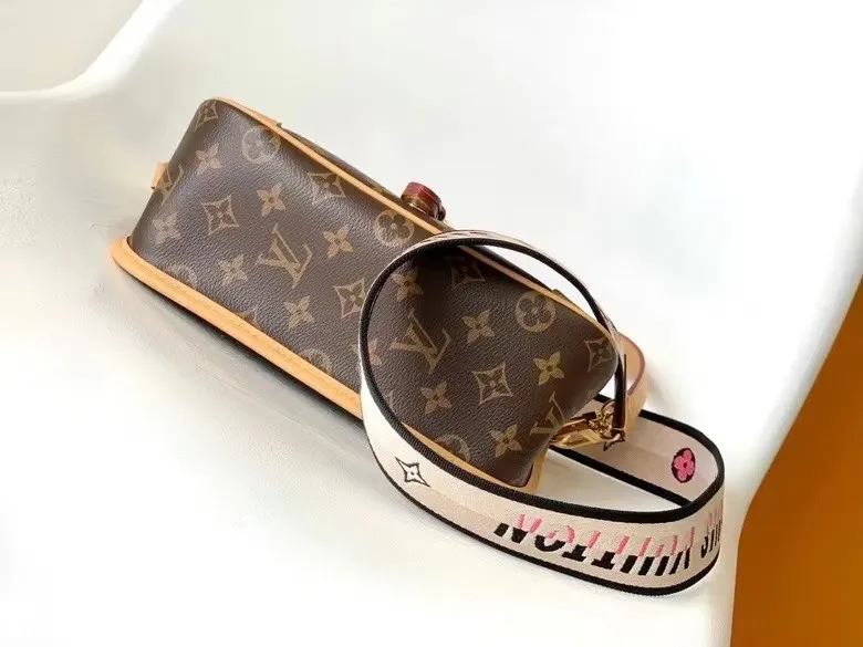 All Categories Official Website "Brand Women's Bags" Women's Bags 💙 LV 2024 Official Website New LV Crossbody Bags