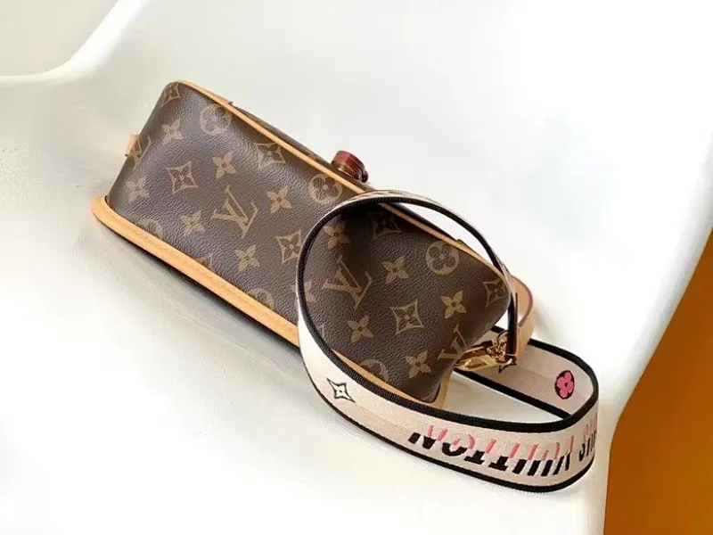 All Categories Official Website "Brand Women's Bags" Women's Bags 💙 LV 2024 Official Website New LV Crossbody Bags