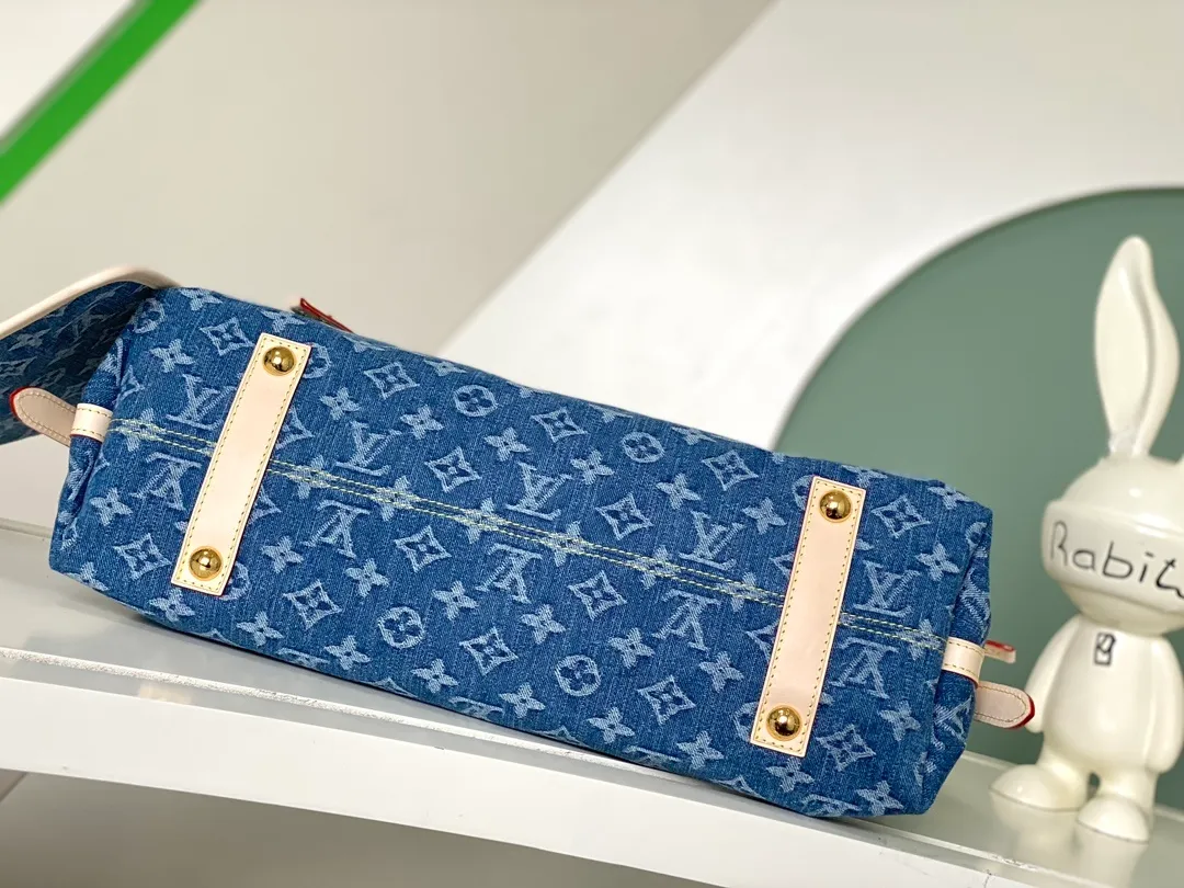 All Categories Official Website "Brand Women's Bags" Women's Bags 💙 LV 2026 New LV Underarm Bag