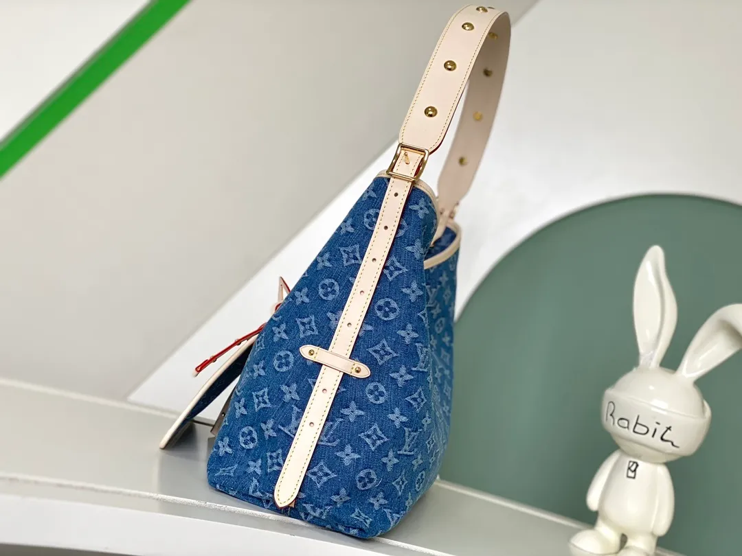 All Categories Official Website "Brand Women's Bags" Women's Bags 💙 LV 2026 New LV Underarm Bag