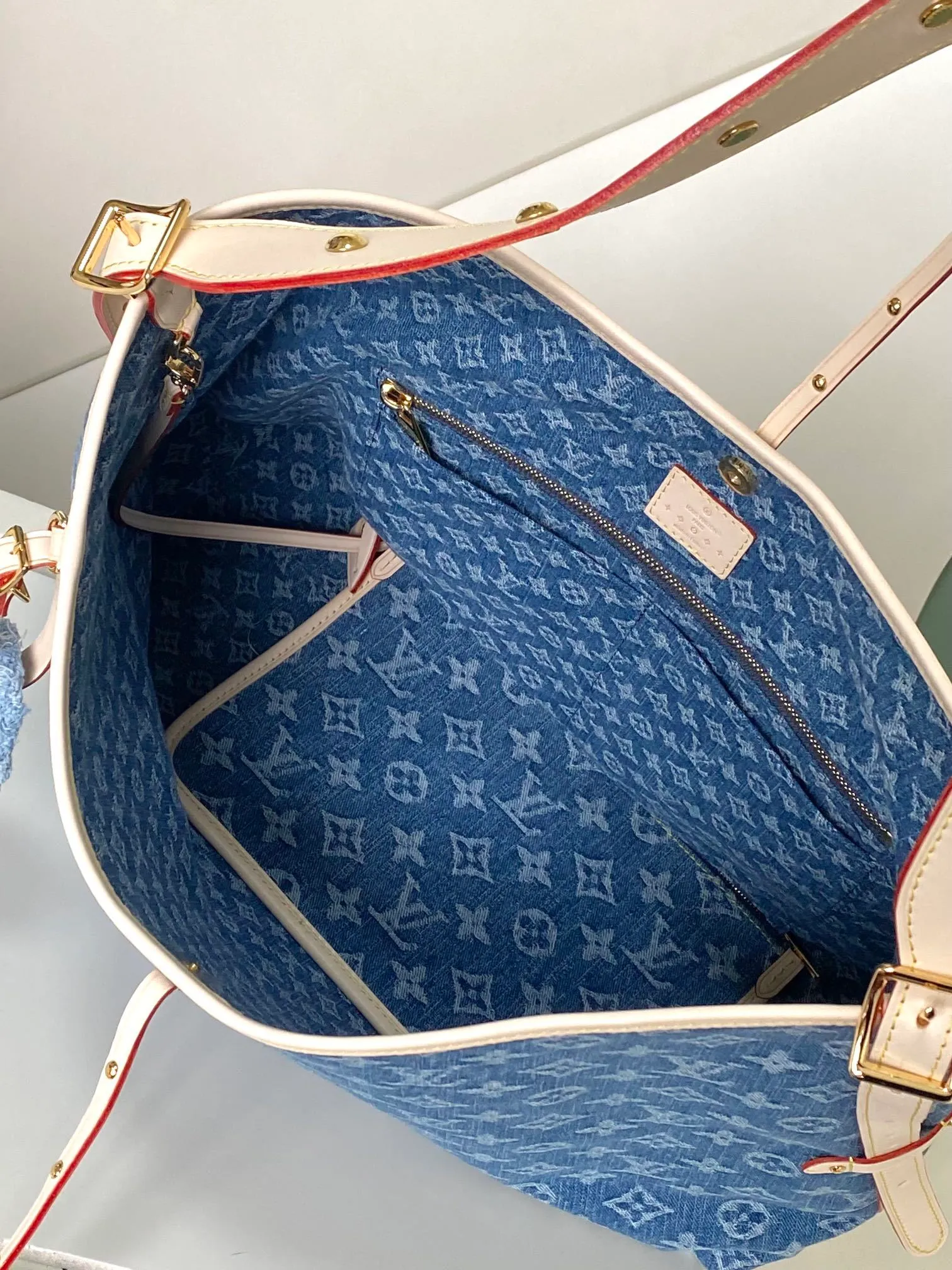 All Categories Official Website "Brand Women's Bags" Women's Bags 💙 LV 2026 New LV Underarm Bag