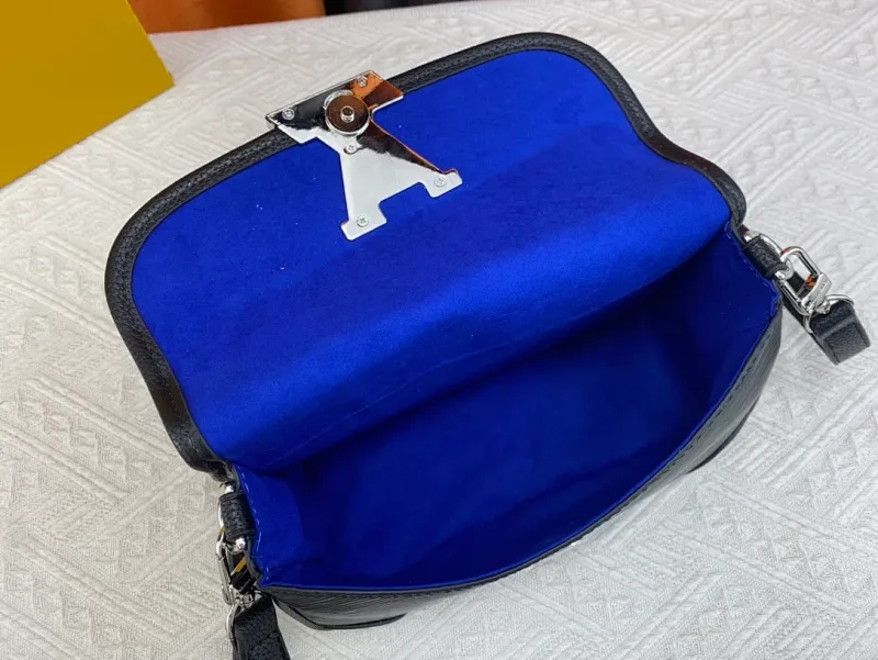 All Categories Official Website "Brand Women's Bags" Women's Bags 💙 LV 2023 New LV Messenger Bag